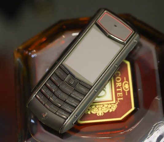 Vertu: Cái tên của những gã thời thượng Vertu - cái tên của những gã thời thượng