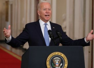 Tổng Thống Mỹ Joe Biden kêu gọi các quốc gia đẩy nhanh việc miễn trừ quyền SHTT đối với vaccine Covid-19 nhằm chống lại biến chủng Omicron Tổng Thống Mỹ Joe Biden kêu gọi các quốc gia đẩy nhanh việc miễn trừ quyền SHTT đối với vaccine Covid-19 nhằm chống lại biến chủng Omicron