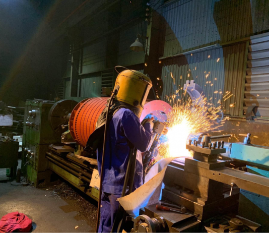 Sáng chế Việt: Phát triển phương pháp phun phủ nhiệt cho chi tiết máy công nghiệp sáng chế Việt, phương pháp phun phủ nhiệt, phát triển phương pháp phun phủ nhiệt , chi tiết máy công nghiệp, Quy trình phun phủ nhiệt,