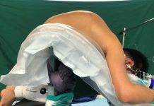 Sáng chế Việt – Bàn mổ cho bệnh nhân siêu gù sáng chế Việt - bàn mổ cho bệnh nhân siêu gù, bàn mổ cho bệnh nhân siêu gù, bàn mổ cho bệnh nhân, bệnh nhân siêu gù,
