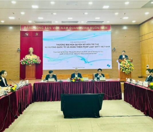 Thương mại hóa quyền sở hữu trí tuệ: Từ bảo hộ đến tạo giá trị kinh tế thực Thương mại hóa quyền sở hữu trí tuệ: Từ bảo hộ đến tạo giá trị kinh tế thực