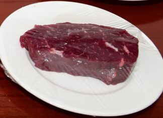 Bảo hộ chỉ dẫn địa lý “Chiêm Hóa” cho sản phẩm thịt trâu Bảo hộ chỉ dẫn địa lý Chiêm Hóa, thịt trâu Chiêm Hóa, đăng ký chỉ dẫn địa lý Việt Nam, sản phẩm địa phương đặc sản, Cục Sở hữu trí tuệ Việt Nam, bảo hộ sản phẩm nông sản, nâng cao giá trị thịt trâu, phát triển kinh tế địa phương, thương hiệu nông sản Việt Nam, quy trình đăng ký chỉ dẫn địa lý,