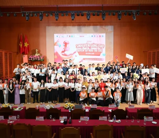 Sinh viên toàn quốc tranh tài về sở hữu trí tuệ trong kỷ nguyên AI và chuyển đổi số cuộc thi sinh viên sở hữu trí tuệ, sinh viên toàn quốc tranh tài SHTT, AI và chuyển đổi số, Đại học Luật Huế, Cục Sở hữu trí tuệ, Tilleke & Gibbins, giải thưởng sinh viên sáng tạo, kỷ nguyên số,