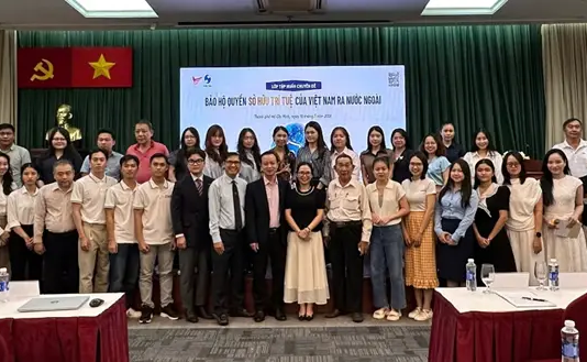 Cục Sở hữu trí tuệ tổ chức chuỗi tập huấn về bảo hộ quyền sở hữu trí tuệ ở nước ngoài cho doanh nghiệp Việt Nam Cục Sở hữu trí tuệ, tập huấn SHTT, bảo hộ sở hữu trí tuệ nước ngoài, SHTT doanh nghiệp Việt Nam, bảo hộ quyền SHTT quốc tế, tập huấn sở hữu trí tuệ, doanh nghiệp xuất khẩu, bảo vệ thương hiệu quốc tế